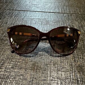 Women’s Burberry Sunglasses